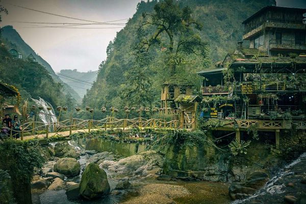 Tour Du lịch Việt Nam Sapa Bản Cát Cát