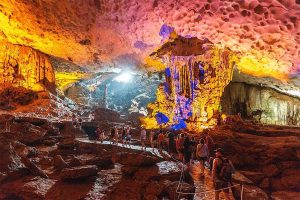 Tour Du lịch Việt Nam Hạ Long Hang Sửng Sốt